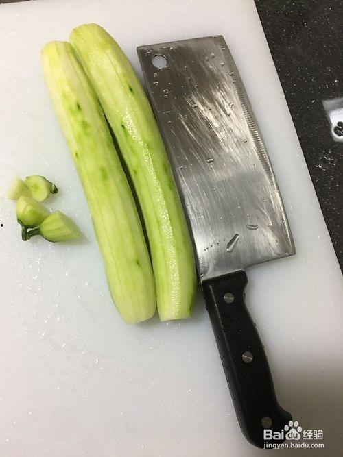 锁血瓜吃鸡,轻松逆袭战场！