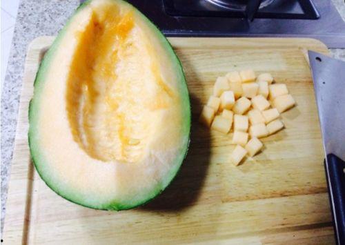 吃哈密瓜不尿频,神奇水果，告别尿频困扰