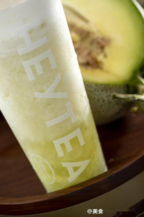 装 茶 吃 瓜,品味生活中的悠闲时光