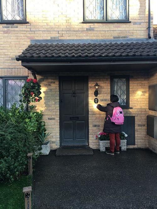 伦敦公主吃瓜照片