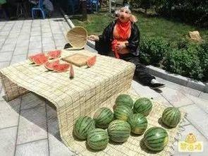 搞笑吃瓜猎奇图片