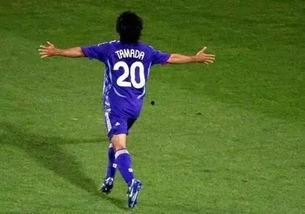 外协球员吃瓜,场外趣闻背后的故事